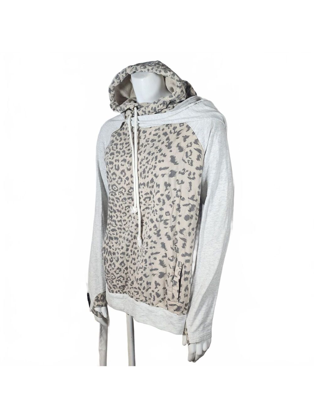 Vanilla Bay Women's Medium Beige and Gray Leopard Print Double Hoodie
